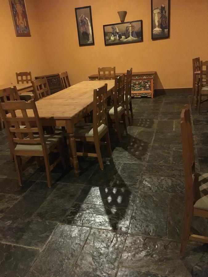 Royal Mustang Resort Nāmbo Екстериор снимка